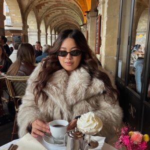 Stradivarius Cream Faux Fur Coat